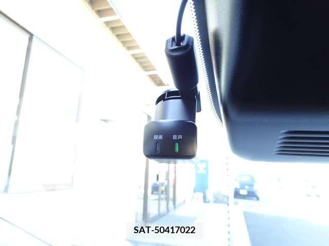 Nissan AURA 2023-09 302588-15