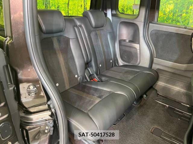 Honda N BOX CUSTOM 2020-01 330967-9