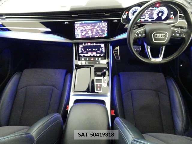 Audi Q8 2019-09 341421-9