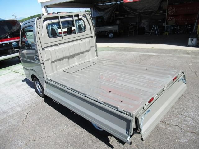 Suzuki CARRY TRUCK 2023-09 180610-19