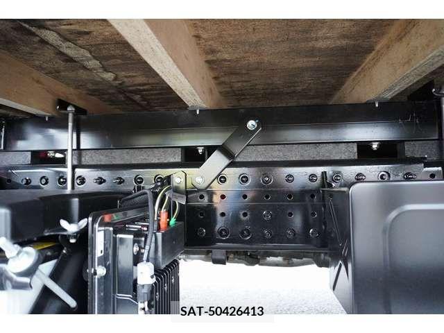 Mitsubishi CANTER 2023-06 209140-10