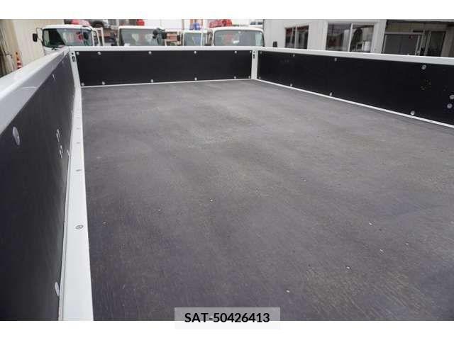 Mitsubishi CANTER 2023-06 209140-16
