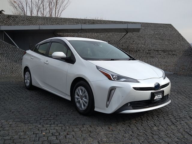 Toyota PRIUS 2021-06 190420-0