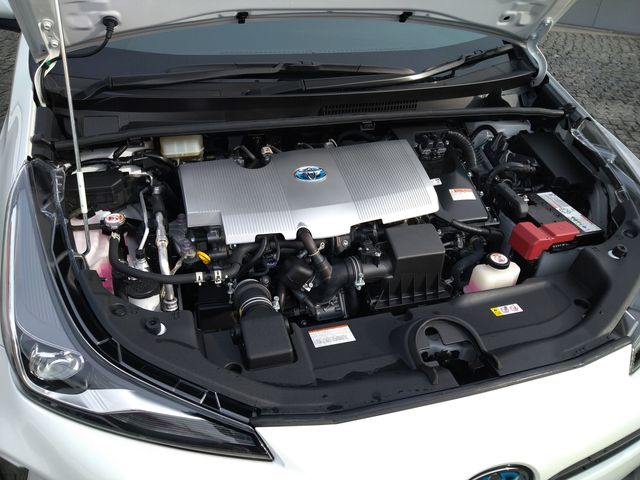 Toyota PRIUS 2021-06 190420-24