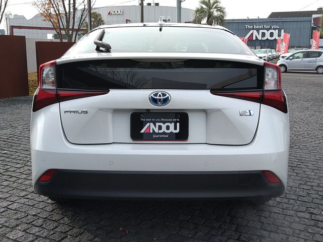 Toyota PRIUS 2021-06 190420-6