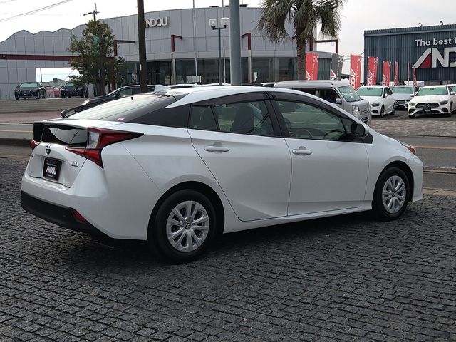 Toyota PRIUS 2021-06 190420-3