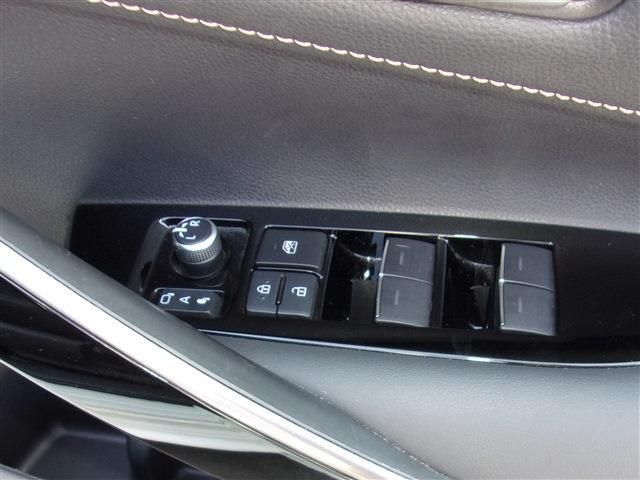 Toyota COROLLA TOURING 2021-03 189438-20