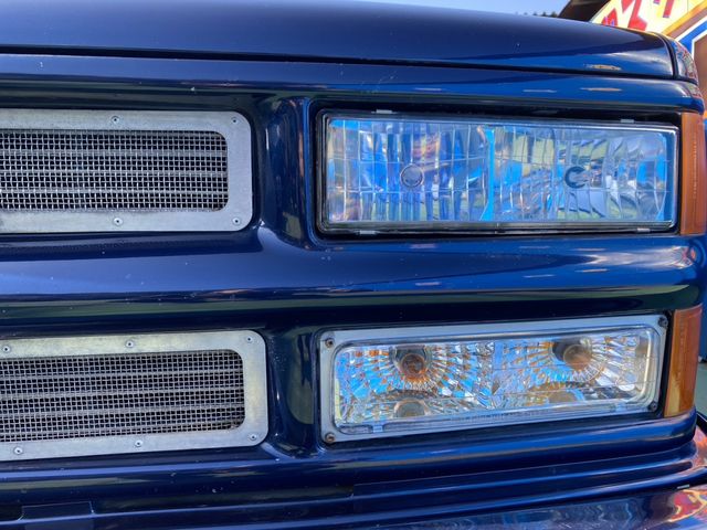 Chevrolet TAHOE 1997-03 741-6