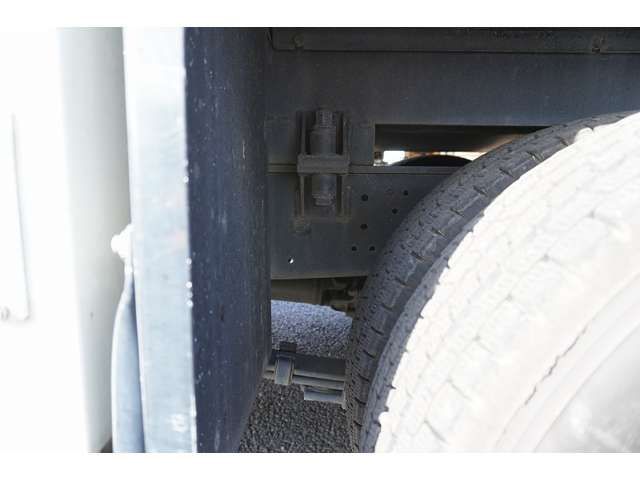 Hino DUTRO 2013-03 21210-9