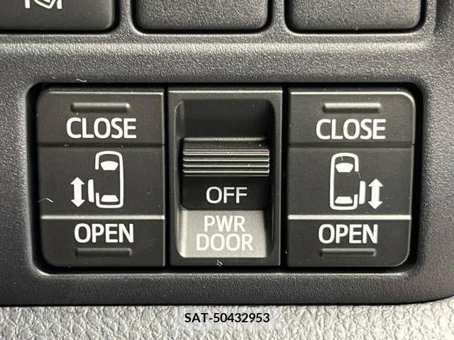 Toyota NOAH 2019-03 279489-7