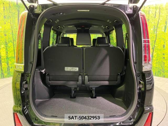 Toyota NOAH 2019-03 279489-11