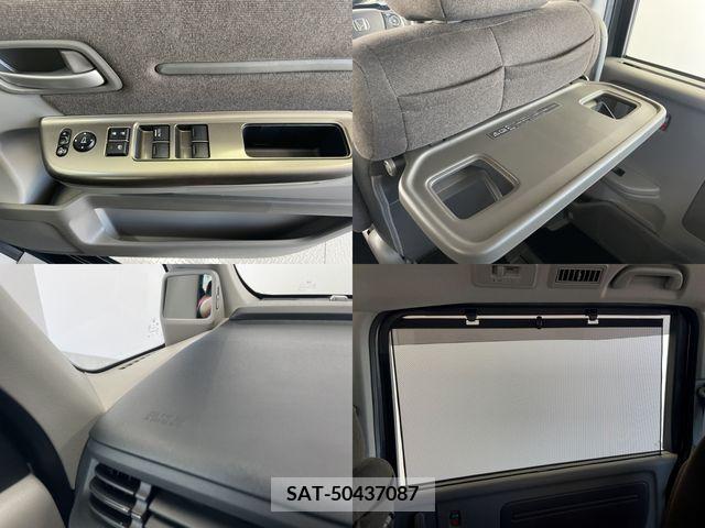 Honda STEP WGN 2016-11 330102-18