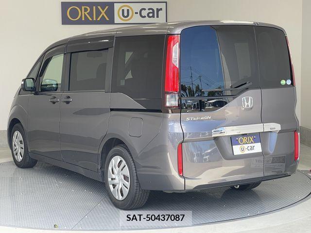 Honda STEP WGN 2016-11 330102-26