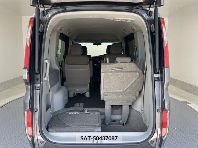 Honda STEP WGN 2016-11 330102-12
