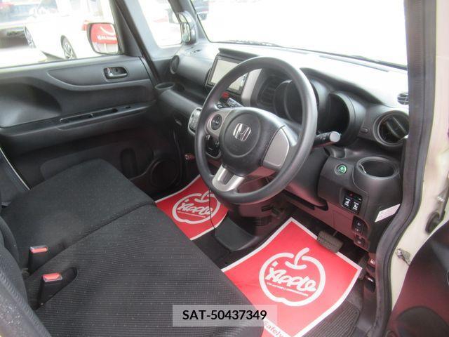 Honda N BOX 2014-07 306559-1