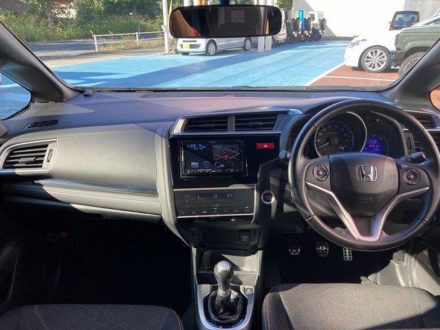 Honda FIT 2013-10 15704-11