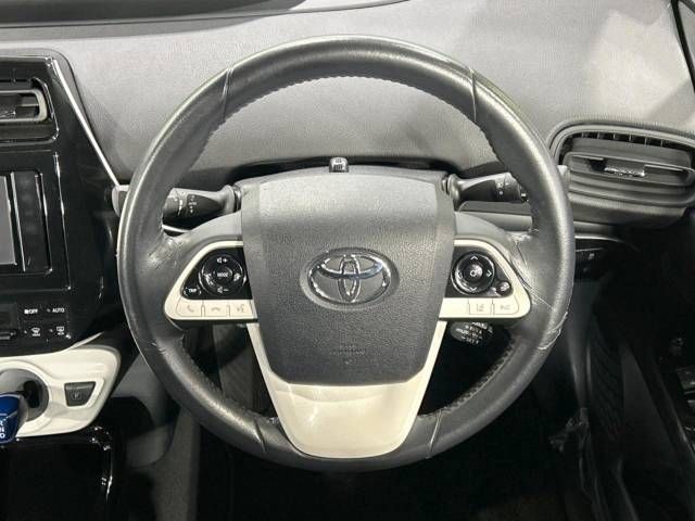 Toyota PRIUS 2018-11 25976-11