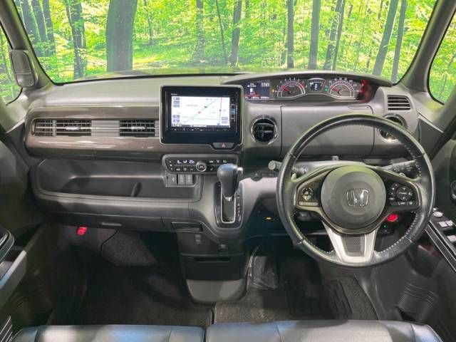 Honda N BOX CUSTOM 2018-01 194478-1