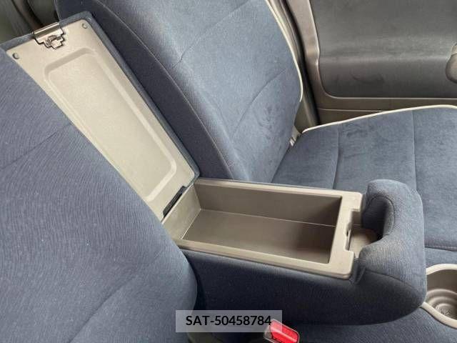 Nissan CUBE 2011-12 320693-7