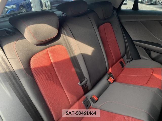 Audi Q2 2018-03 356567-14