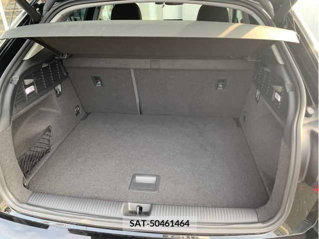 Audi Q2 2018-03 356567-16
