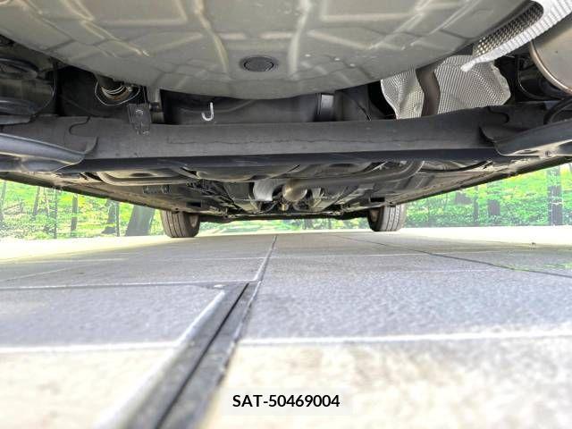 Nissan NOTE 2018-12 214654-19