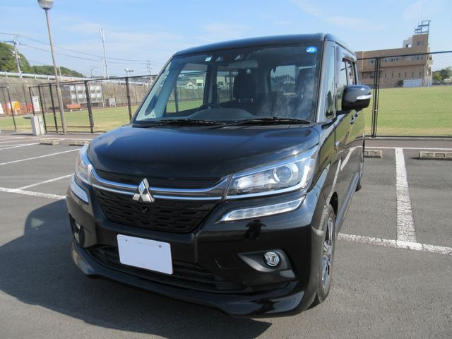 Mitsubishi DELICA D2 2018-09 12875-7
