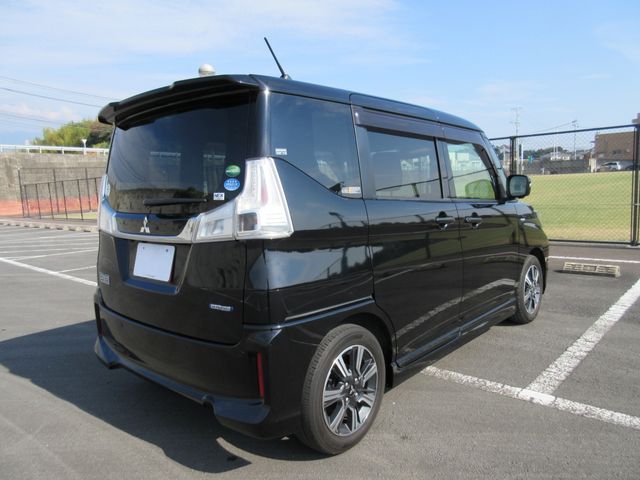 Mitsubishi DELICA D2 2018-09 12875-16