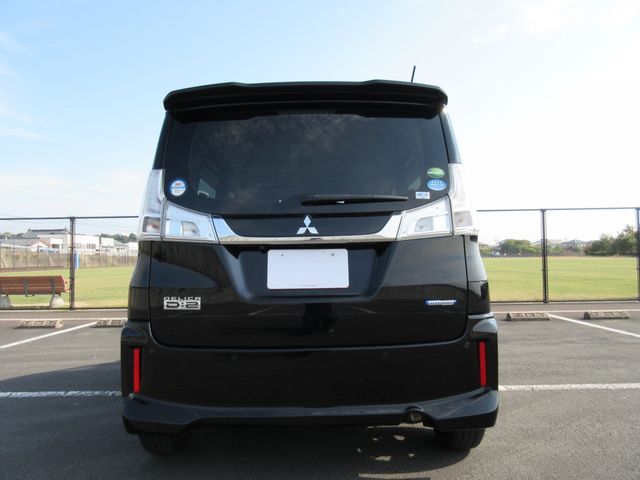 Mitsubishi DELICA D2 2018-09 12875-11