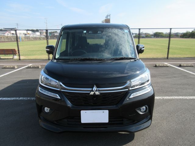 Mitsubishi DELICA D2 2018-09 12875-3