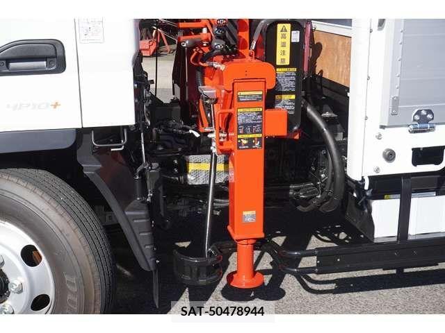 Mitsubishi CANTER 2023-09 204768-19