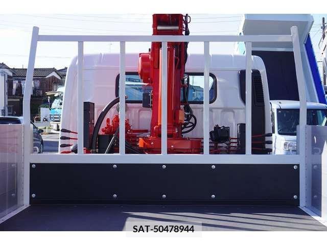 Mitsubishi CANTER 2023-09 204768-14