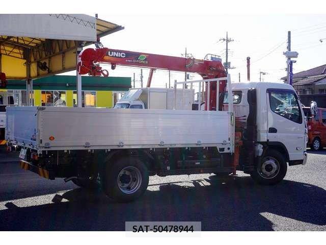 Mitsubishi CANTER 2023-09 204768-7