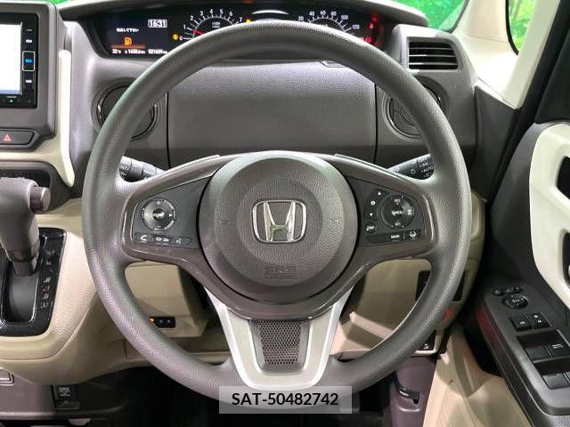 Honda N BOX 2020-03 209381-11