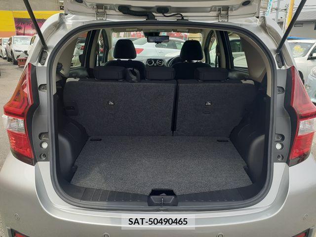Nissan NOTE 2019-06 305477-17