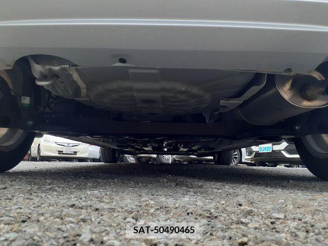 Nissan NOTE 2019-06 305477-11