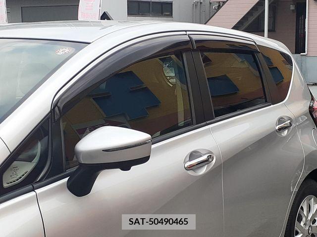 Nissan NOTE 2019-06 305477-7