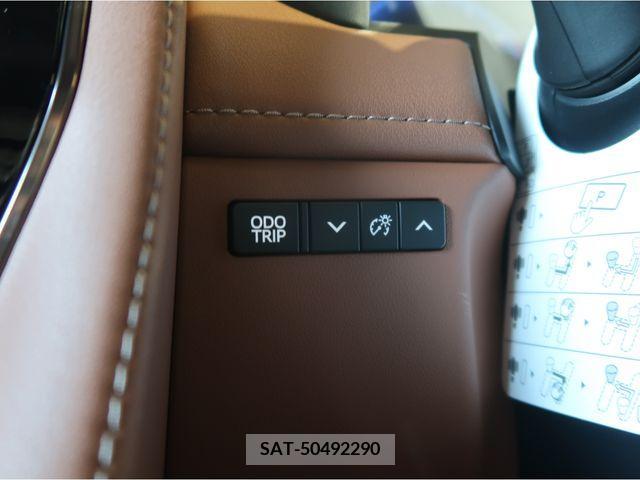 Toyota VELLFIRE 2023-10 214347-13