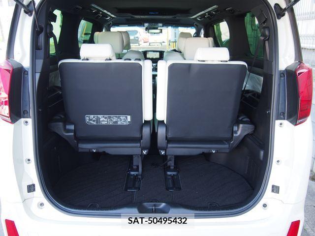 Toyota ALPHARD 2019-02 303635-7