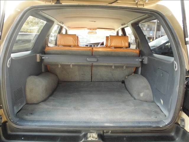 Toyota HILUX SURF 1998-06 235-9