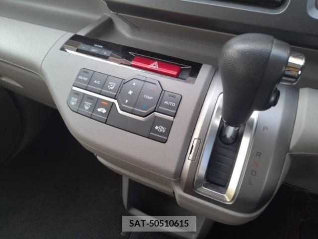 Honda STEP WGN 2010-04 368781-15