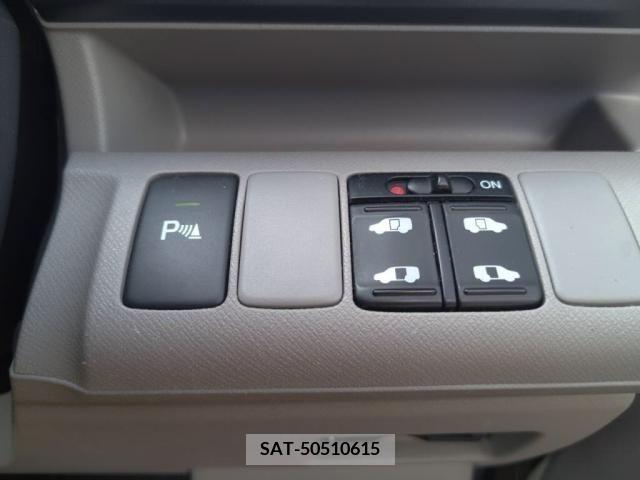 Honda STEP WGN 2010-04 368781-18