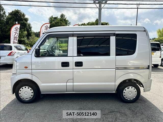 Suzuki EVERY 2011-04 359979-5