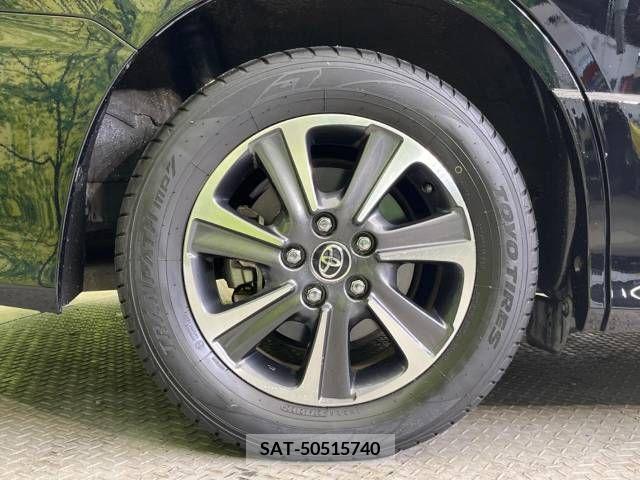 Toyota VOXY 2017-10 289215-12