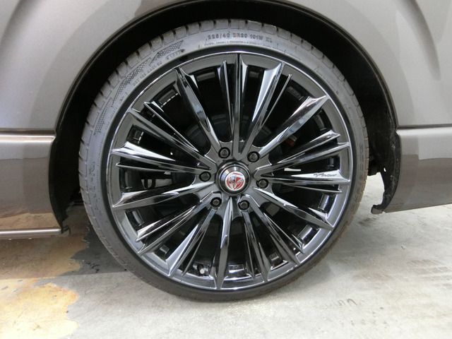 Toyota HIACE VAN 2019-03 196554-15
