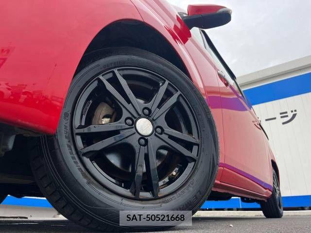 Toyota SPADE 2014-03 368730-13