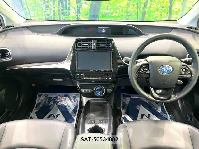 Toyota PRIUS 2020-02 219935-1