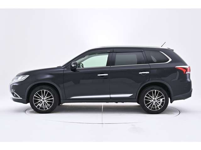 Mitsubishi OUTLANDER 2016-03 181129-2