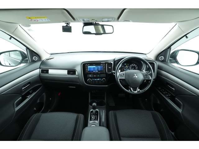 Mitsubishi OUTLANDER 2016-03 181129-4