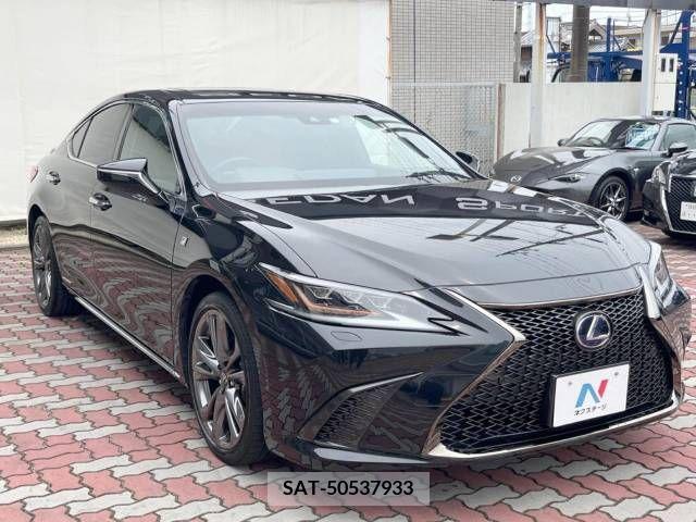 Lexus ES 2019-01 300386-16